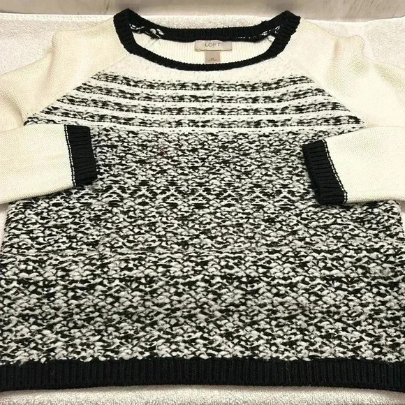 Loft Women Knitted Cream and Black Sweater Size XS - Picture 2 of 4